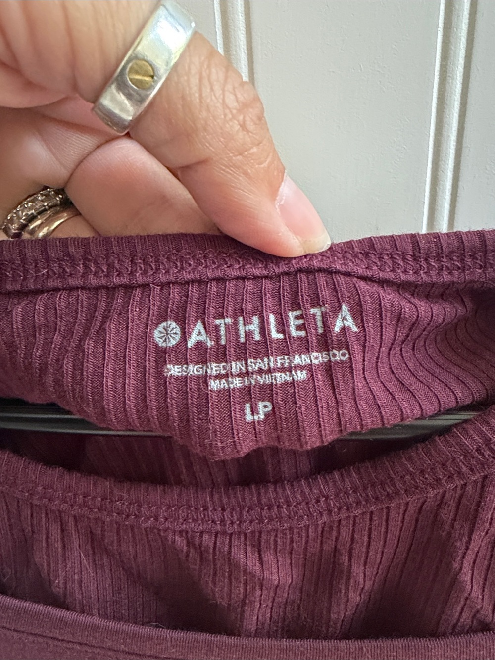 (359)Athleta Wine-Colored Long Sleeve Layered Tank Top - Picture 2 of 7